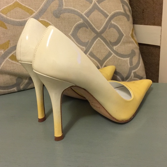 Aldo Yellow Ombré Pumps - Picture 2 of 4
